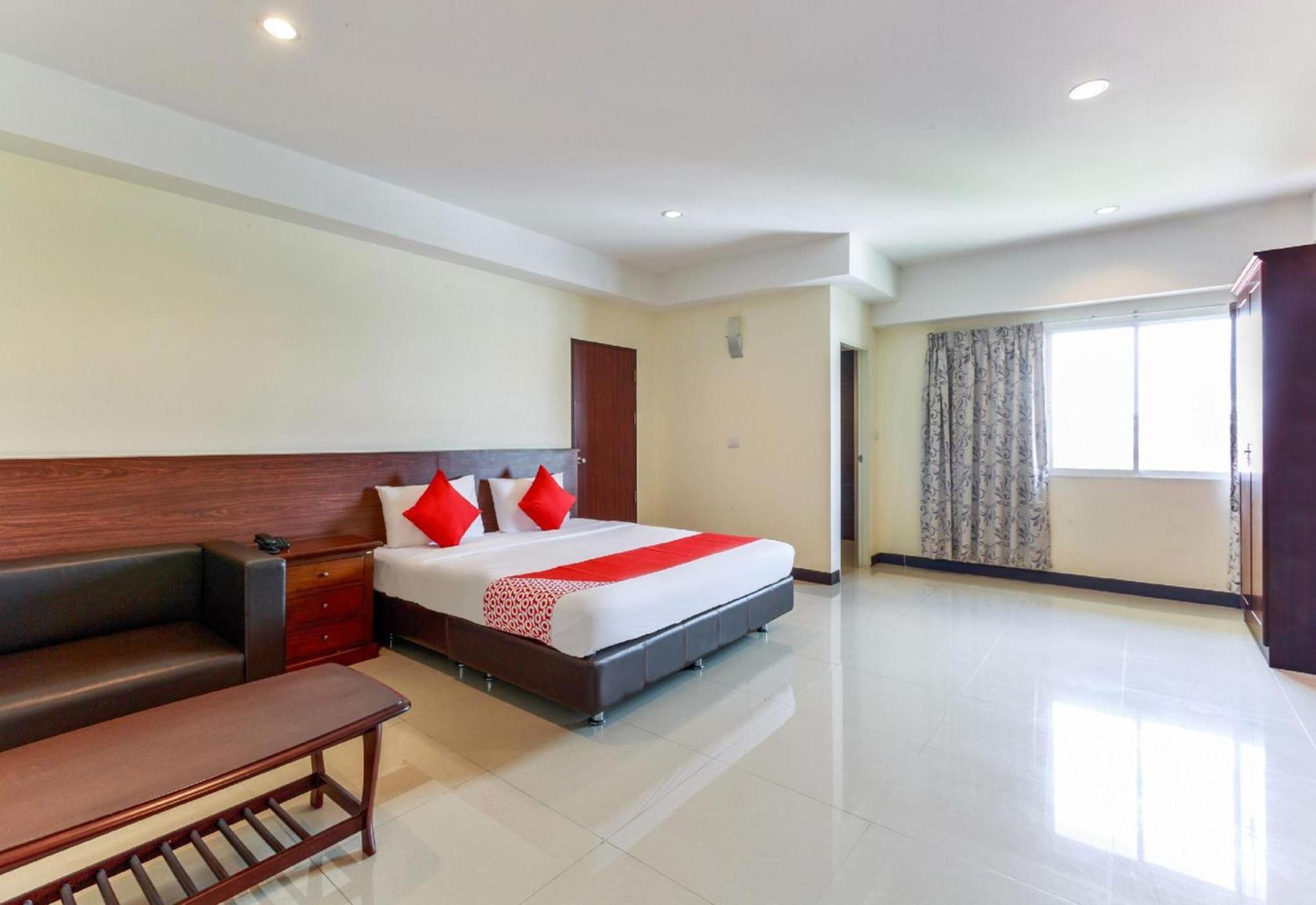 Collection O Vresotel Nonthaburi Exterior photo