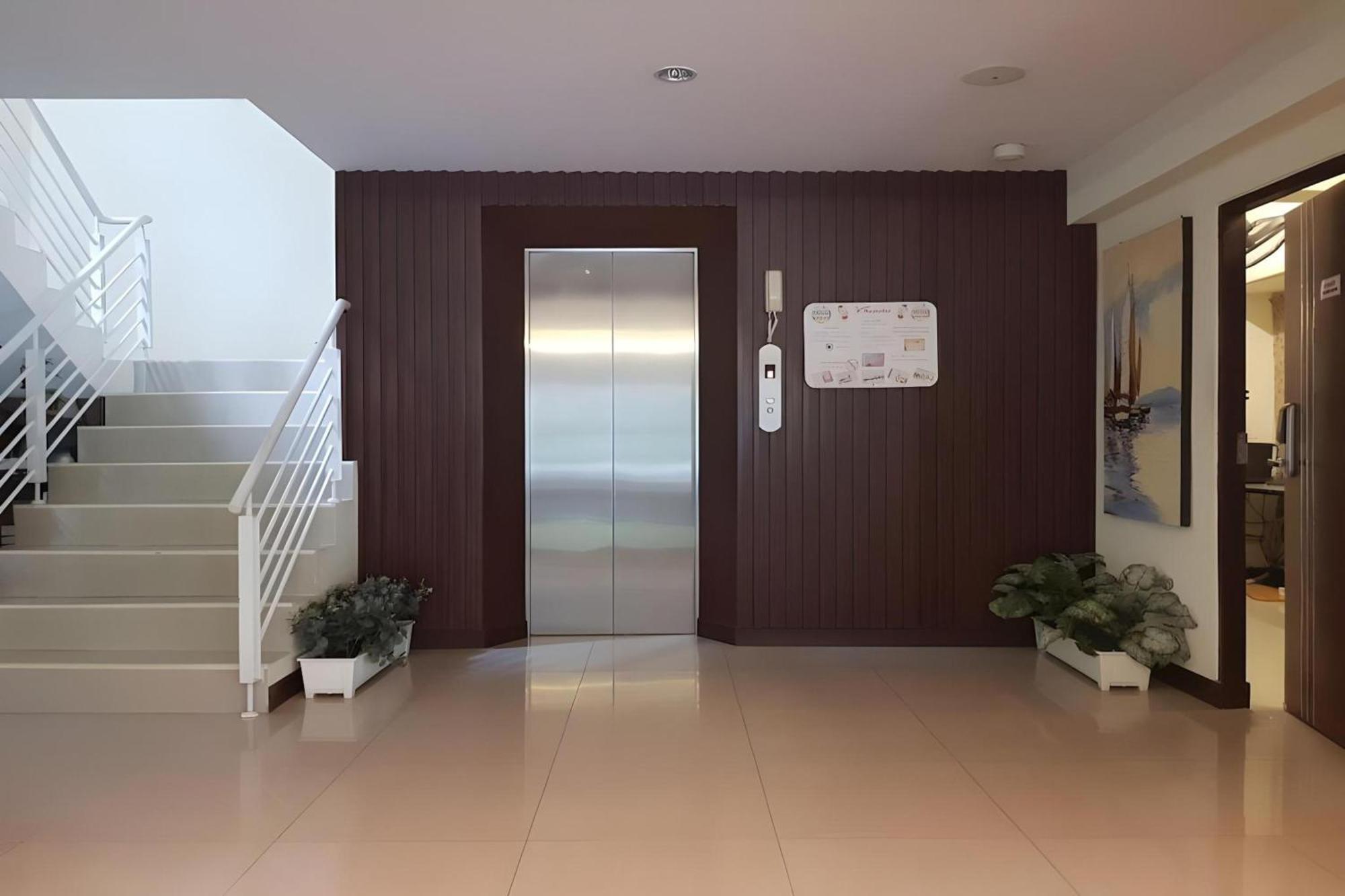 Collection O Vresotel Nonthaburi Exterior photo