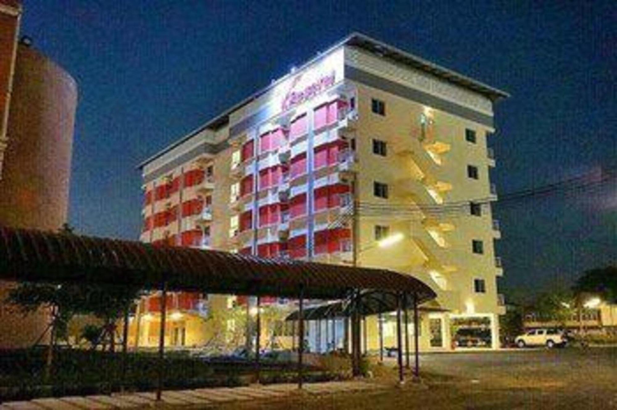 Collection O Vresotel Nonthaburi Exterior photo